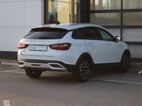 2024 Lada (ВАЗ) Vesta SW Cross I Рестайлинг (NG), белый, 1299000 рублей - вид 4