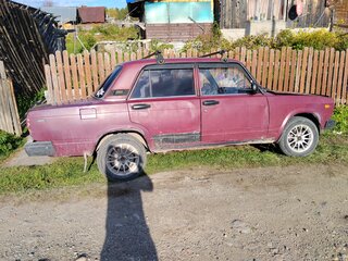 2004 Lada (ВАЗ) 2107, пурпурный, 125000 рублей, вид 3