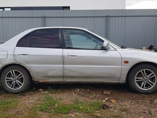 1997 Mitsubishi Lancer VII, серебристый, 90000 рублей, вид 4