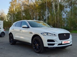 2017 Jaguar F-Pace I, белый, 2370000 рублей, вид 4
