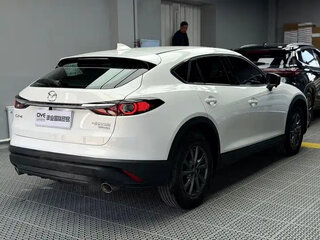 2022 Mazda CX-4 I Рестайлинг, белый, 1542000 рублей, вид 4