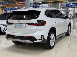 2023 BMW X1 Long 20Li sDrive III (U11/U12), белый, 2800000 рублей, вид 3