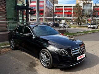 2018 Mercedes-Benz E-Класс 220 d V (W213, S213, C238), чёрный, 3000000 рублей, вид 3