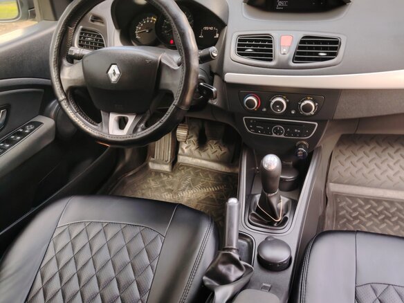 2011 Renault Fluence I, серый, 750000 рублей - вид 5