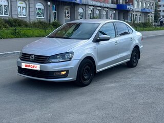 2016 Volkswagen Polo V Рестайлинг, серебристый, 595000 рублей, вид 1