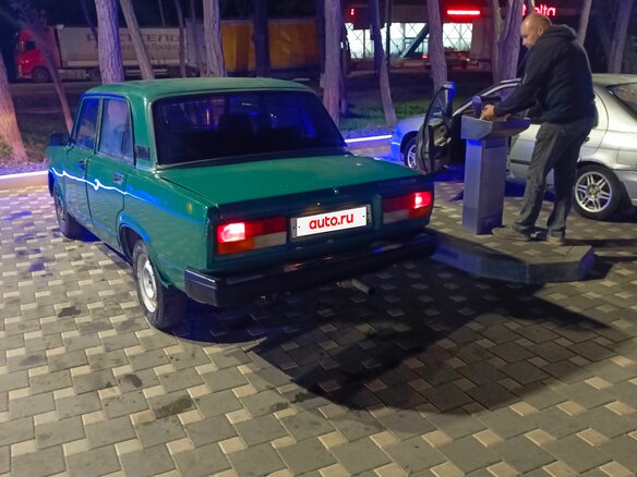 2005 Lada (ВАЗ) 2107, зелёный, 75000 рублей - вид 3