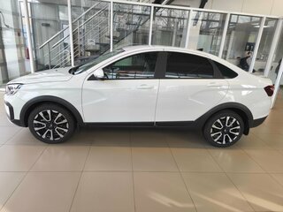 2026 Lada (ВАЗ) Vesta Cross I Рестайлинг (NG), белый, 1818000 рублей, вид 5