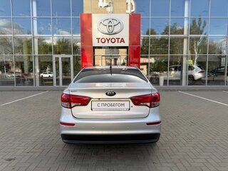 2015 Kia Rio III Рестайлинг, серебристый, 980000 рублей, вид 5