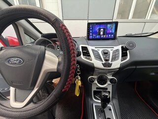 2010 Ford Fiesta Mk6, красный, 720000 рублей, вид 5