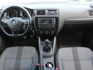 2017 Volkswagen Jetta VI Рестайлинг, белый, 965000 рублей, вид 5