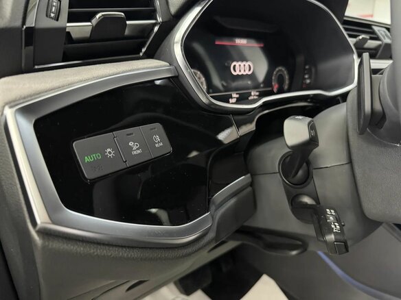 2026 Audi Q3 35 TFSI II (F3), серый, 4130000 рублей - вид 26