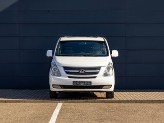 2010 Hyundai Grand Starex I, белый, 1855000 рублей, вид 2