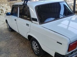1999 Lada (ВАЗ) 2105, белый, 160000 рублей, вид 4