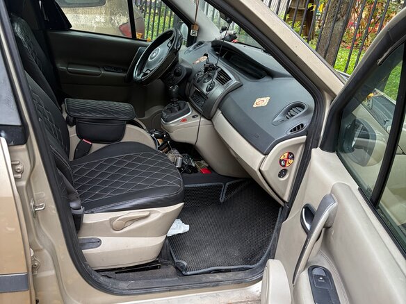 2006 Renault Scenic Grand II Рестайлинг, золотистый, 450000 рублей - вид 7