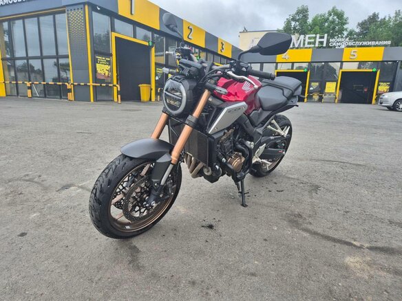 2019 Honda CB 650R, красный, 790999 рублей - вид 1