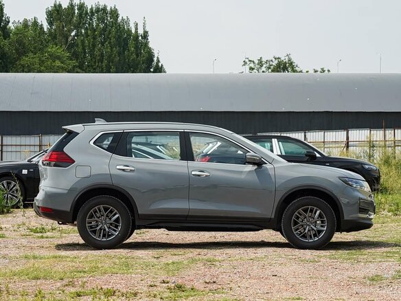 2025 Nissan X-Trail III Рестайлинг 2, серый, 2405000 рублей - вид 3