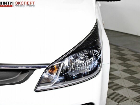 2017 Kia Rio IV, белый, 1276000 рублей - вид 8