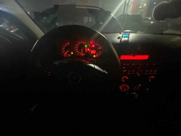 2005 Mazda 3 I (BK), серый, 260000 рублей - вид 10