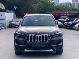 2022 BMW X1 18i sDrive II (F48) Рестайлинг, чёрный, 2500000 рублей, вид 2