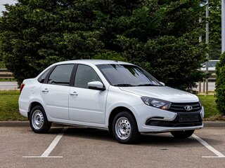 2024 Lada (ВАЗ) Granta I Рестайлинг, белый, 795000 рублей, вид 3