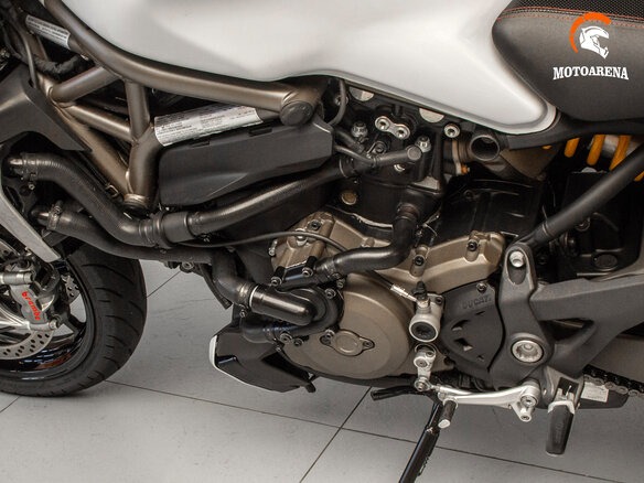 2015 Ducati Monster 1200, белый, 870545 рублей - вид 13