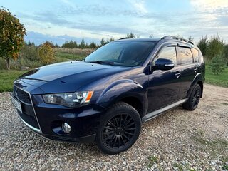 2010 Mitsubishi Outlander II Рестайлинг, синий, 885000 рублей, вид 2