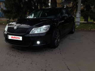 2013 Skoda Octavia II (A5) Рестайлинг, чёрный, 900000 рублей, вид 3