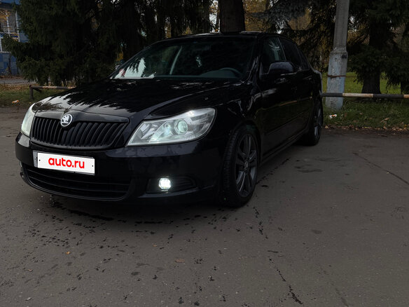 2013 Skoda Octavia II (A5) Рестайлинг, чёрный, 749000 рублей - вид 2