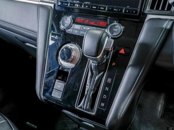 2022 Mitsubishi Delica D:5 I Рестайлинг, серебристый - вид 16