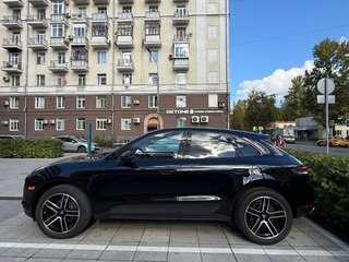 2021 Porsche Macan I Рестайлинг, чёрный, 4700000 рублей, вид 3
