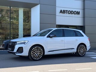 2025 Audi Q7 45 TFSI II (4M) Рестайлинг 2, белый, 12790000 рублей, вид 2