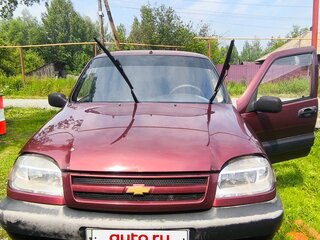 2006 Chevrolet Niva I, серебристый, 325000 рублей, вид 2