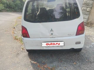 2004 Mitsubishi Minica VIII, белый, 220000 рублей, вид 3