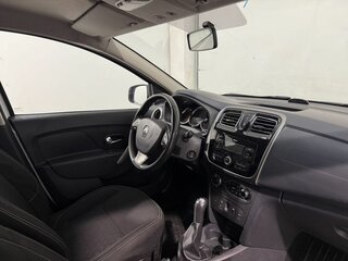 2017 Renault Sandero II, белый, 749800 рублей, вид 2