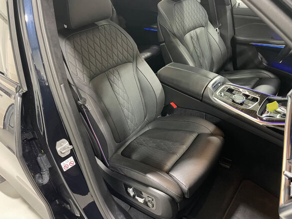2025 BMW X7 40d I (G07) Рестайлинг, чёрный, 13280000 рублей - вид 9
