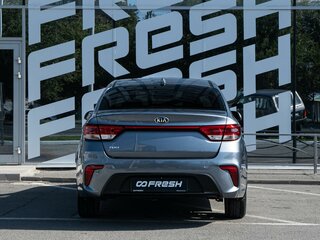 2019 Kia Rio IV, серый, 1470000 рублей, вид 4