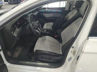 2023 Volkswagen Magotan B8 Рестайлинг, белый, 1800004 рублей, вид 5
