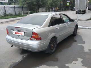 2004 Ford Focus I Рестайлинг, серебристый, 300000 рублей, вид 3