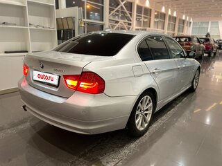 2012 BMW 3 серии 320i V (E90/E91/E92/E93) Рестайлинг, серебристый, 1209000 рублей, вид 4