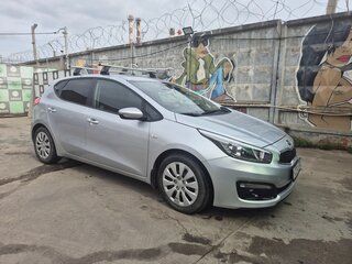 2015 Kia Ceed II Рестайлинг, серебристый, 1500000 рублей, вид 2
