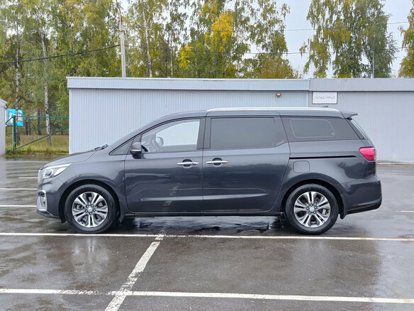 2019 Kia Carnival III, чёрный, 2570000 рублей - вид 7