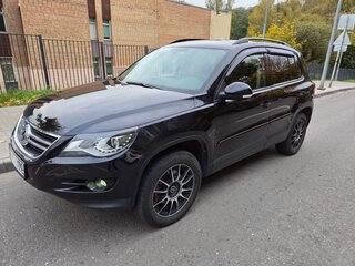 2010 Volkswagen Tiguan I, чёрный, 1350000 рублей, вид 1