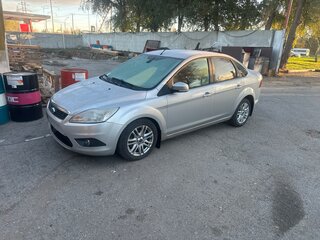 2008 Ford Focus II Рестайлинг, серебристый, 550000 рублей, вид 1