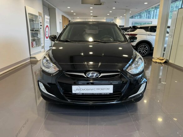 2011 Hyundai Solaris I, чёрный - вид 4