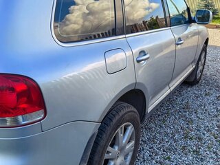 2006 Volkswagen Touareg I, серебристый, 910000 рублей, вид 3