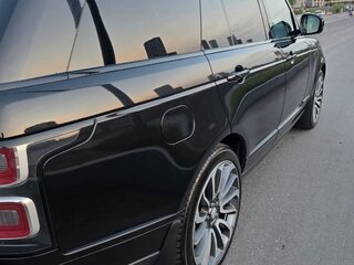 2018 Land Rover Range Rover IV Рестайлинг, чёрный, 5800000 рублей, вид 3