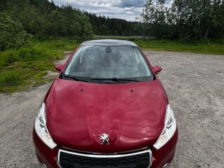 2013 Peugeot 208 I, красный, 900000 рублей, вид 3