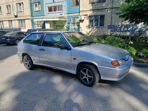2013 Lada (ВАЗ) 2113, серебристый, 200000 рублей - вид 2