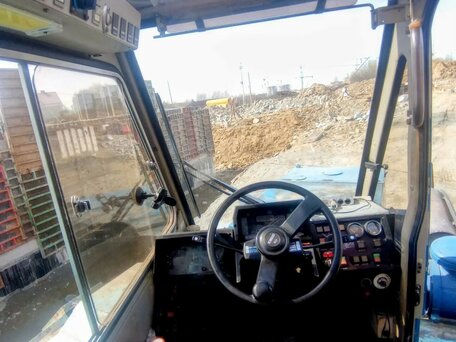 1990 Kobelco Колесные, синий, 6500000 рублей, вид 4