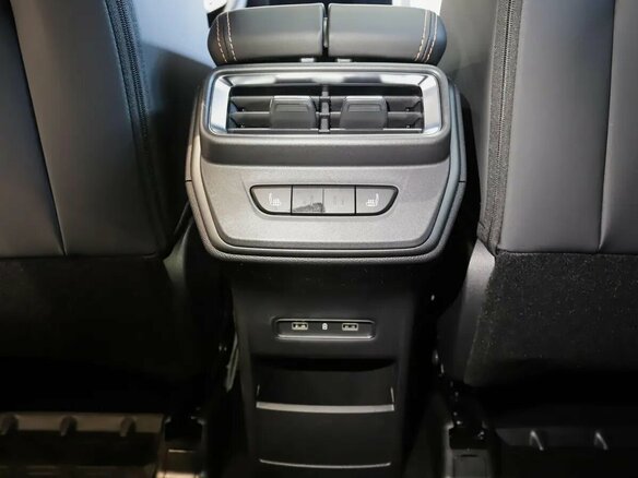 2026 Geely Okavango I Рестайлинг, серый, 4086000 рублей - вид 17